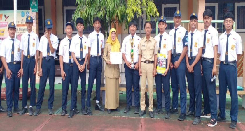 SMP Negeri 2 Kota Tegal Sabet Piala Basketball Tournament Tingkat SMP Se Karesidenan Tahun 2025